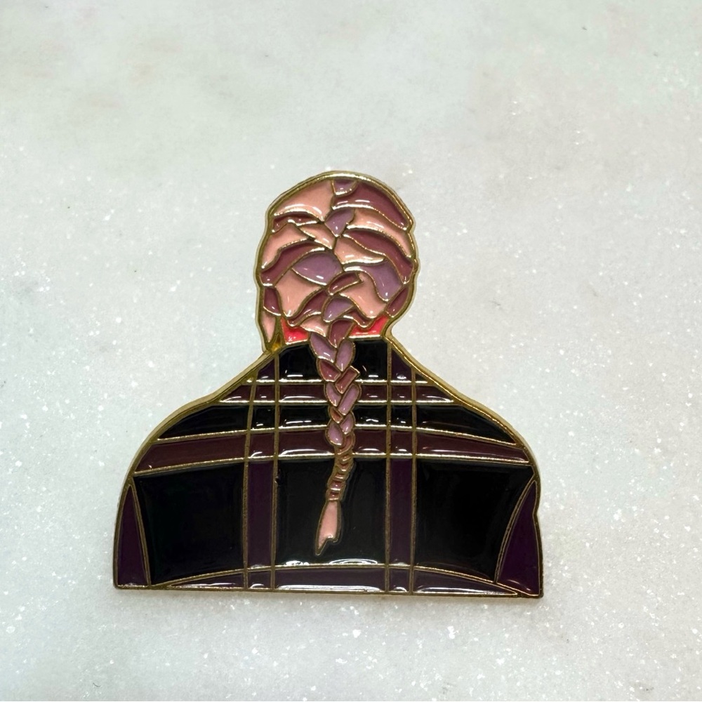 Taylor Swift - Evermore pin